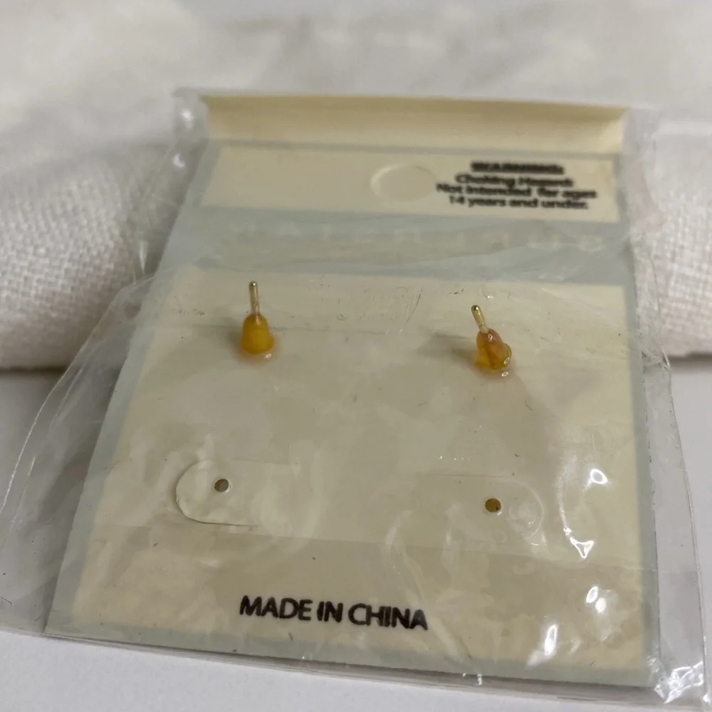 🐩NEW NWT NIP NIB gold tone rhinestone poodle earrings superstar accessories dog - Picture 5 of 5